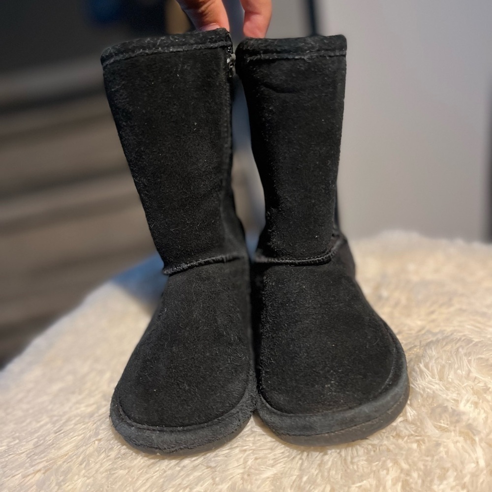 Lil Zana Black Leather Upper. Kids 9M